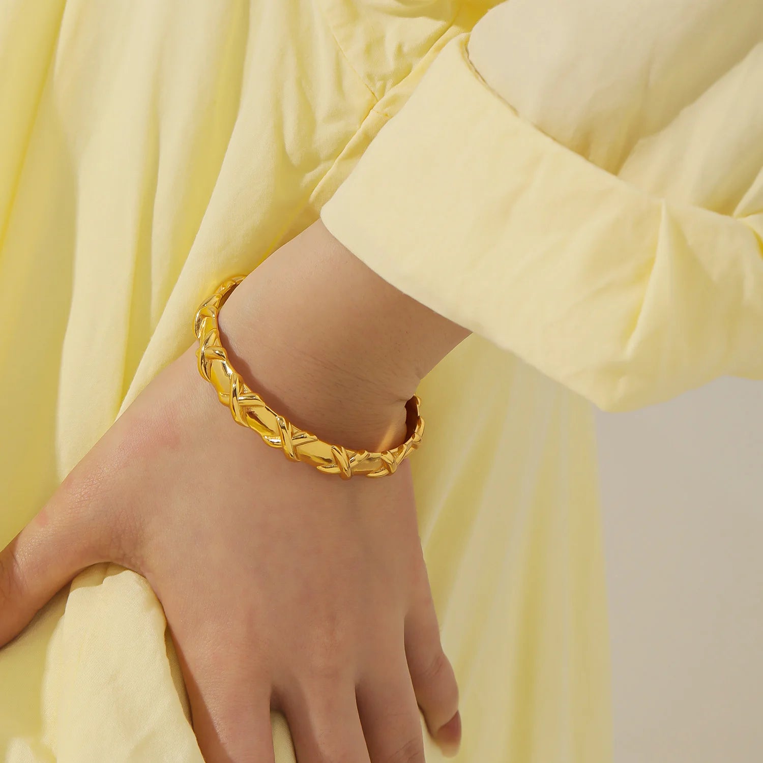 Leave Your Mark ‘X’ Bracelet Confidence Bracelet 3D Luxury Jewelry Gift for Women Muslim Jewelry-Carve Your Name Inside