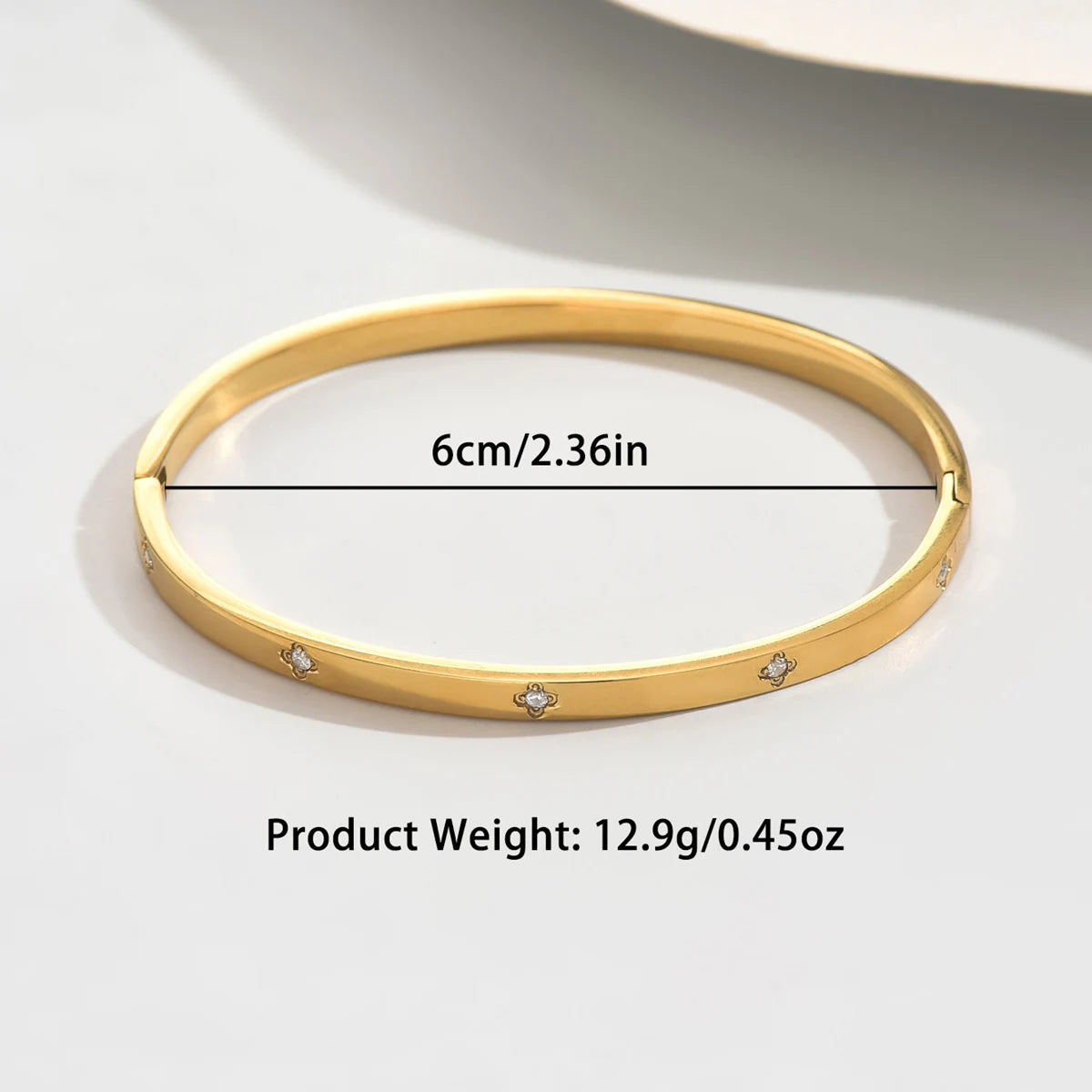 XJH028H A Set Of Fashionable Stainless Steel Bracelet Is A Must-Have For Delicate And Elegant Women