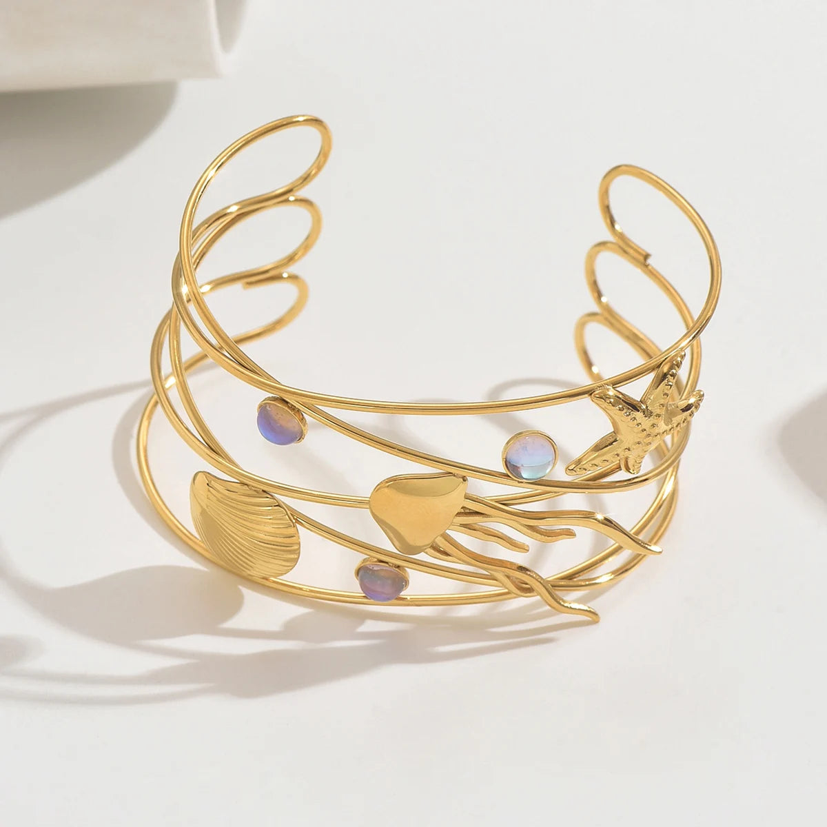 XJH044H A Fashionable Bracelet For Women, Decorated With Starfish, Seashells, Jellyfish And Ocean Style, Suitable For Daily Wear