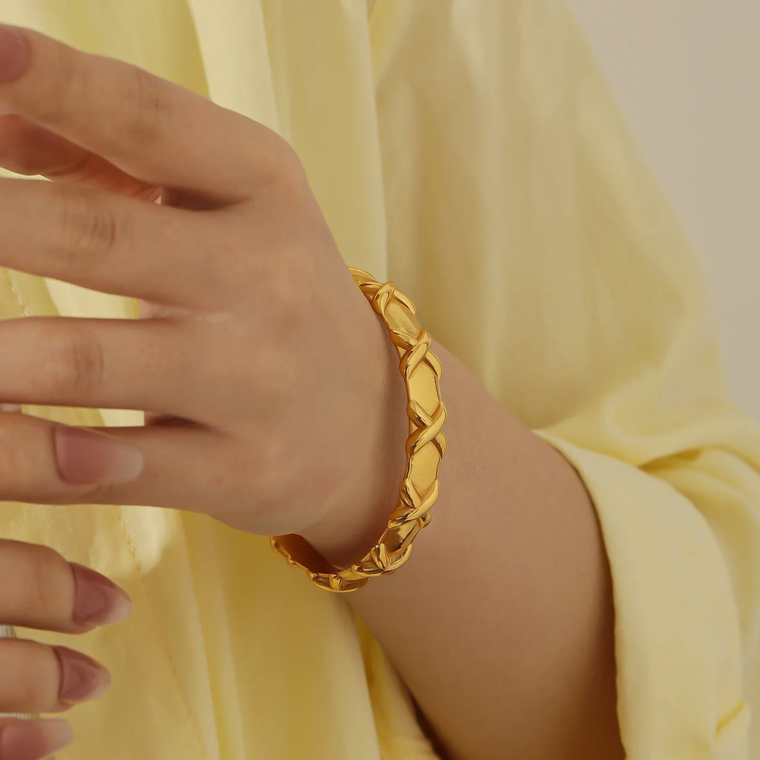 Leave Your Mark ‘X’ Bracelet Confidence Bracelet 3D Luxury Jewelry Gift for Women Muslim Jewelry-Carve Your Name Inside